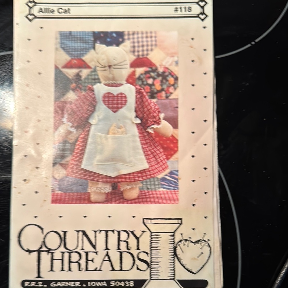 Country Threads Allie Cat Pattern